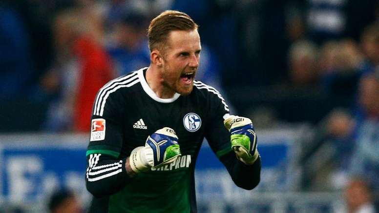 Norwich Sign Schalke Goalkeeper Fahrmann On Loan Besoccer