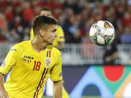 Ajax sign €12.5m Marin to replace De Jong. Goal
