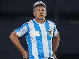 Renato Gaúcho e sua homenagem estilo Maradona: camisa 10 da Argentina à beira do campo