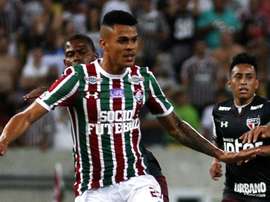 Richard ofusca Robinho no quebra-cabeças do Flu. Goal