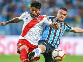 It was a heated clash between River Plate and Gremio. GOAL