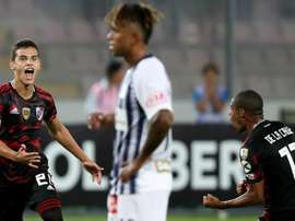 Copa Libertadores Review: Stunning 96th-minute free-kick salvages draw for River.