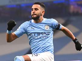 Mahrez et City régalent contre Burnley. Goal