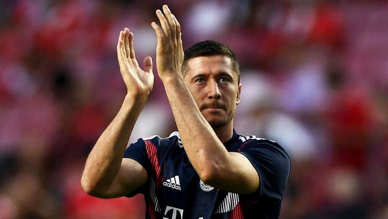 Lewandowski Back In Bayern Training Besoccer