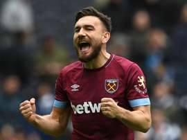 Snodgrass signs extension at 'special club' West Ham. GOAL