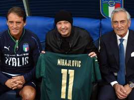 Bologna, Mihajlovic ringrazia Mancini: 'È stato il primo a chiamarmi quando mi sono ammalato'. Goal