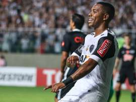 Robinho em grande no Atlético Mineiro. Goal