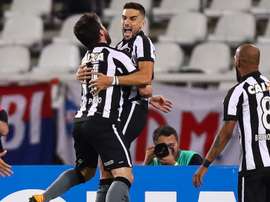 Pimpão celebra vitória, recorde e elogia o legado de Jair no Botafogo; Bruno Silva comenta confusão
