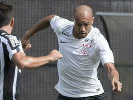 Roger já se estreou pelo Corinthians. Goal