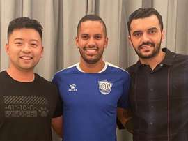 Rômulo, contratado pelo Ever Bright, da China, contou sua experiência com o coronavírus. Goal