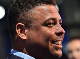 Ronaldo se compara a negros e gays ao brincar sobre gordura. Goal