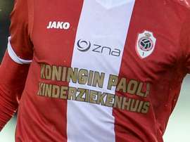 Royal Antwerp youth player Lobanzo dies aged 17
