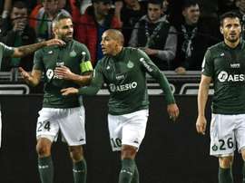 Sainté sourit. Goal