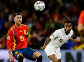 Ramos ci ricasca: brutto pestone a Sterling a palla lontana