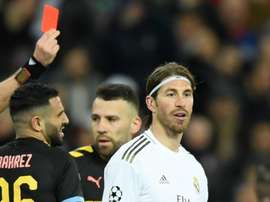 Sergio Ramos é recordista absoluto em cartões. Goal
