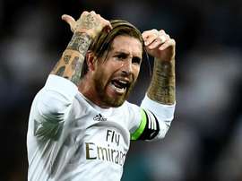 Sergio Ramos soutient Zinédine Zidane. Goal