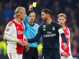 Sergio Ramos Yellow Card Ajax Real Madrid