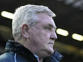 Owls boss Steve Bruce confirms talks over Newcastle job. GOAL