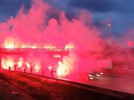 Les supporters rennais mettent une ambiance de dingue avant Rennes-Krasnodar. Goal