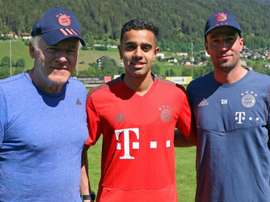 Sarpreet Singh (centre) has been signed up by Bayern Munich. GOAL