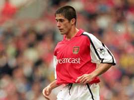 Sylvinho - Arsenal. Goal