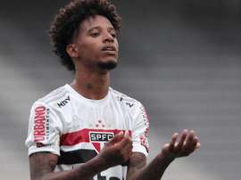 Tchê-Tchê 'salva' Fernando Diniz e lembra: 'só dependemos de nós'. Goal