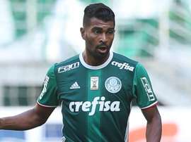 O meia do 'Verdão', Thiago Santos. Goal