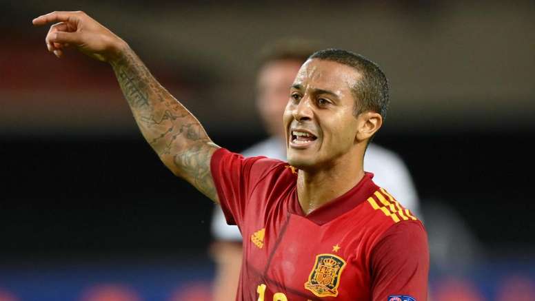 Thiago I Have Never Said I M Leaving Bayern Besoccer