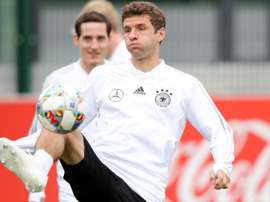 Muller going through 'difficult' period, says Low
