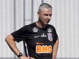 Torcida do Corinthians lembra de Tite e cria campanha por Tiago Nunes. AFP