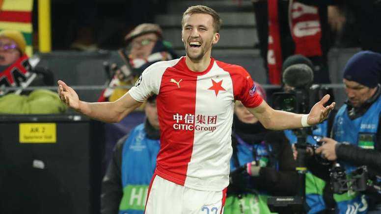 West Ham Complete Soucek Signing Besoccer