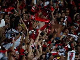 Torcida do Flamengo comemora vitória sobre o Emelec pela Conmebol Libertadores