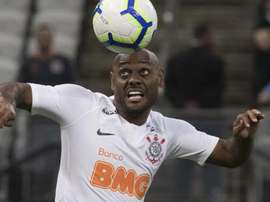 Love quer titularidade: 'Jogo onde for preciso'