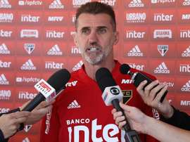 Mancini promete analisar assunto Pato no São Paulo “com muito carinho”.