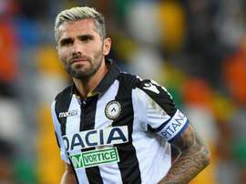 Calciomercato Genoa, Behrami c'è: è ufficiale