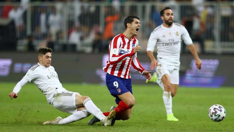 Valverde Apologises To Morata After Earning Supercopa Mvp Award Following Cynical Red Card Besoccer