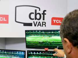 VAR árbitro vídeo CBF Brasil