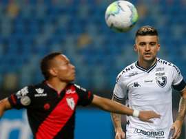Botafogo quer contra-atacar, mas é o pior time reativo do Brasil