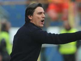 Furia Montella: rompe un cartellone e ferisce uno steward