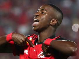 Realidade, V.Jr passa o bastão no 'Fla'. Goal