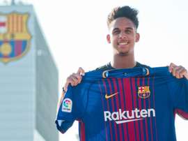 O jovem brasileiro vai jogar na equipe secundária do Barça. Goal