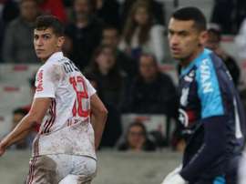 São Paulo vence Athletico e se coloca de vez na briga pelo Brasileirão. Goal
