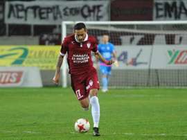 Wallace segue neste capítulo de sucesso na Grécia. GOAL