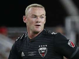Rooney missed. GOAL