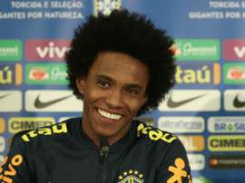 Veja os memes da convocação de Willian para lugar de Neymar. Goal