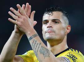 Xhaka risponde a Evra. Goal