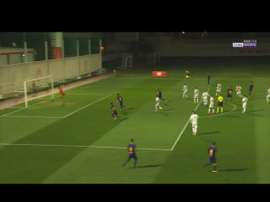 Gol de Álex Collado no Olympiakos-Barcelona. BeINSports