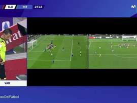 Brozovic ouvre le score lors du derby milanais. Capture/Movistar