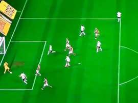 Gol de Danilo Avelar contra o Flamengo pela Copa do Brasil. Twitter