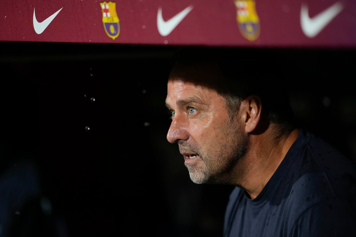 Confirmado: Flick no podrá estar en el banquillo en el 'Clásico'